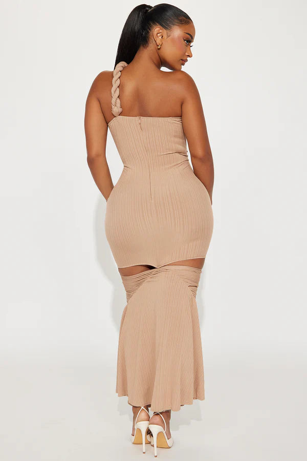 Twist It Maxi Dress